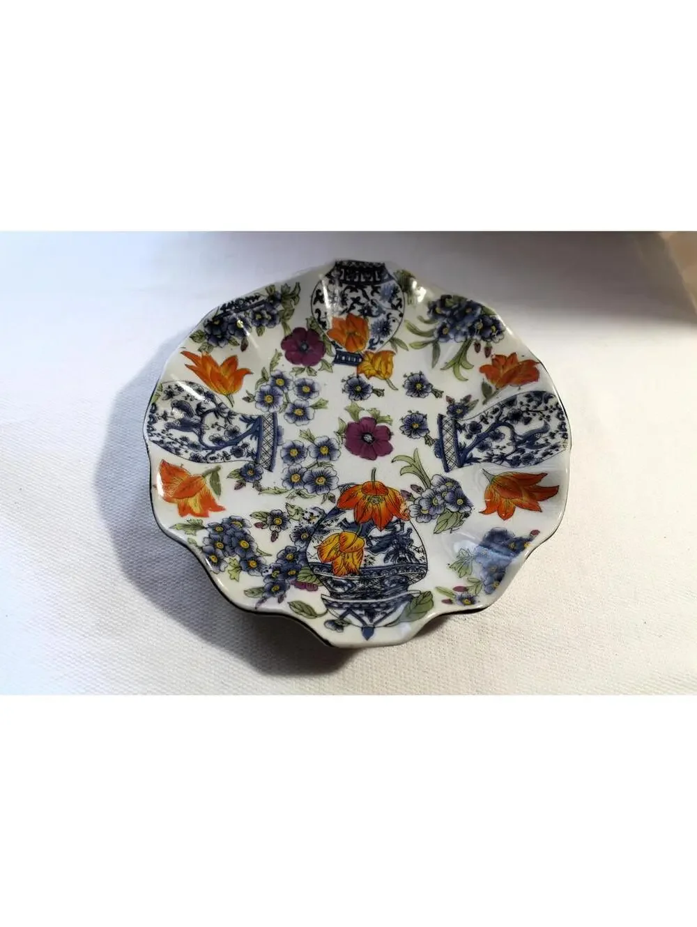 Vintage Hand Painted Chinese Fluted Plate with Crackle Glaze, 10